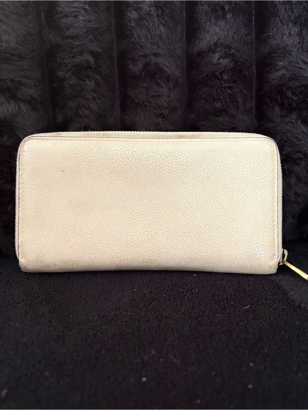 GUCCI Metallic Ivory Zip-Around Wallet with Green and Red Web Stripe - Picture 2 of 8